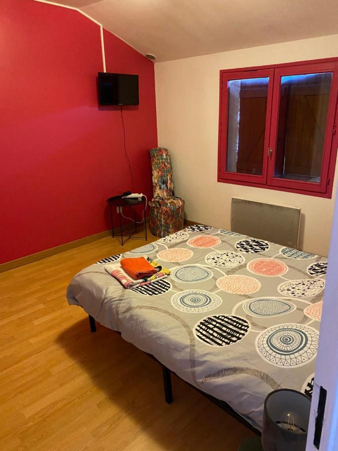 Chambre Privee Dammarie Les Lys Hotel Ngoại thất bức ảnh